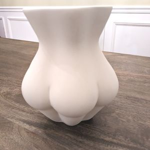 Jonathan Adler Kiki's Derriere Vase